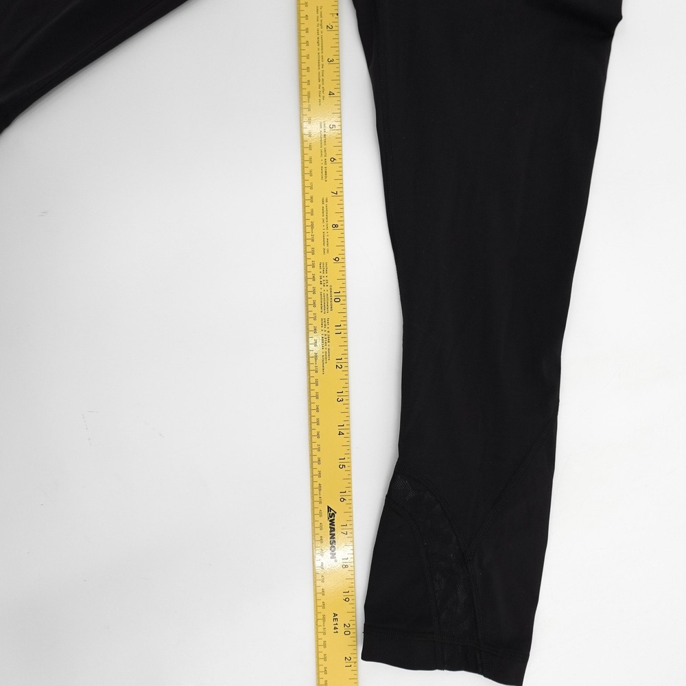 Lululemon Pants Womens 4 Black Crop Capri Mesh Lace Panel Zip Pocket Yoga Run - Picture 9 of 15